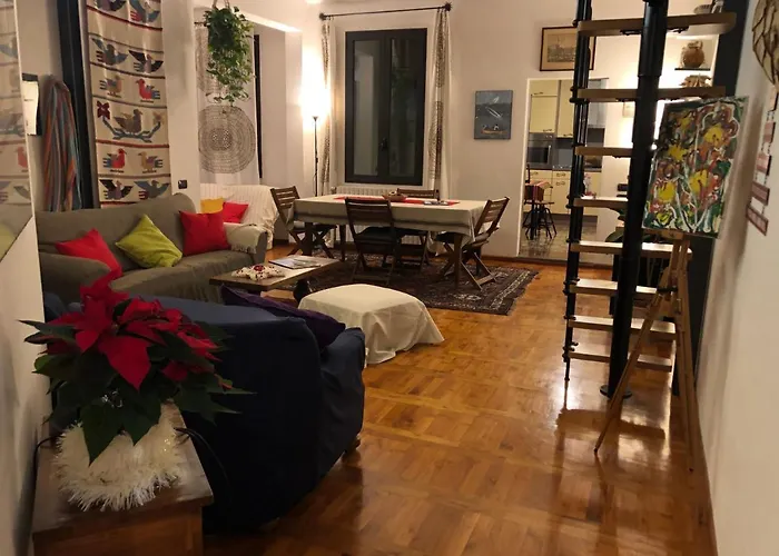 Sotto Il Tetto Di Sofia